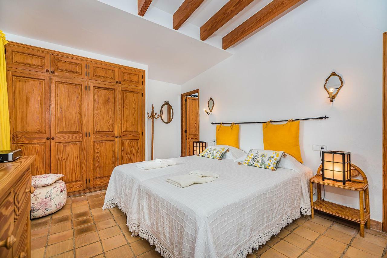 Villa Bella Baix โปเญนซา ภายนอก รูปภาพ
